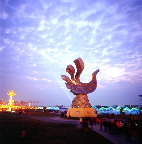 Image1: Theme Lantern - 2005 Taiwan Lantern Festival (1 images)