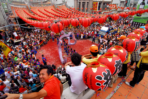 Thumbnail1: Nationwide Lord Chenghuang Festival in Lugang 2009 (1 images)