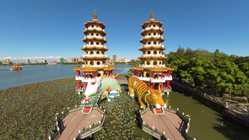 VR Video Shoot Photos: Impressions Dragon and Tiger Pagodas, Kaohsiung