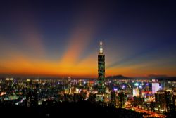  Sunset Clouds at Taipei 101