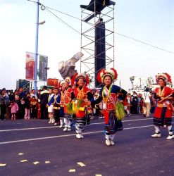  Zuyun Aboriginal Dance - 2005 Taiwan Lantern Festival