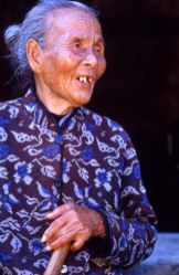  Mazu-Old woman