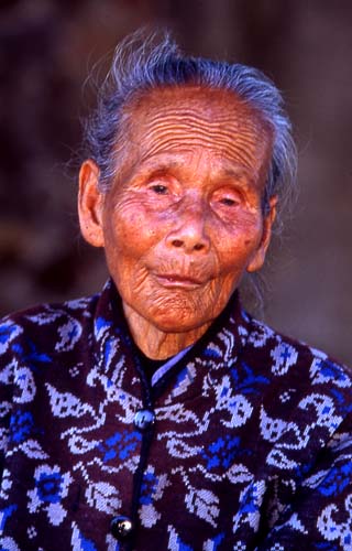  Mazu-Old woman