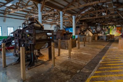  Beimen Salt Washing Tourism Factory