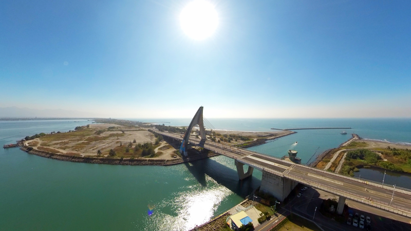縮圖1: VR影片攝製案照片《印象》 屏東 鵬灣跨海大橋02 (共1張)