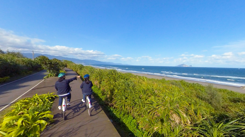 縮圖1: VR影片攝製案照片《愛相隨》 宜蘭濱海自行車道2 (共1張)