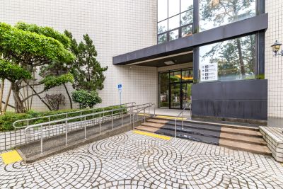  立法院民主議政園區無障礙坡道