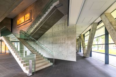  亞洲大學附屬現代美術館側拍