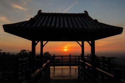  火山碧雲寺夕陽