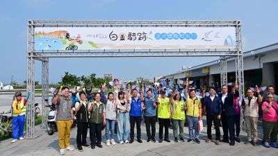  2026白金騎跡濕地鹽雕輕旅行_戶外大合照