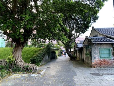  四四南村