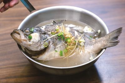 台灣觀光韓文雙月刊─2025.7月號 七條通蕭家鮮魚湯-鱸魚湯