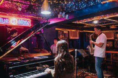 台灣觀光日文雙月刊─2025.9月號_臺北西區 台北藍調 Blue Note Taipei-現場演奏