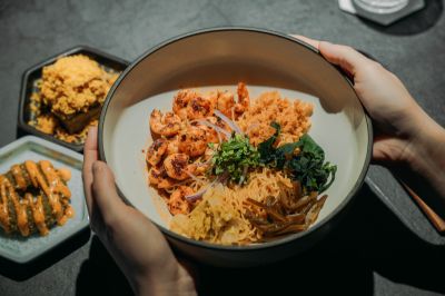 台灣觀光日文雙月刊─2025.9月號 麥謎食驗室-學甲無毒蝦佐參巴醬及剝皮辣椒