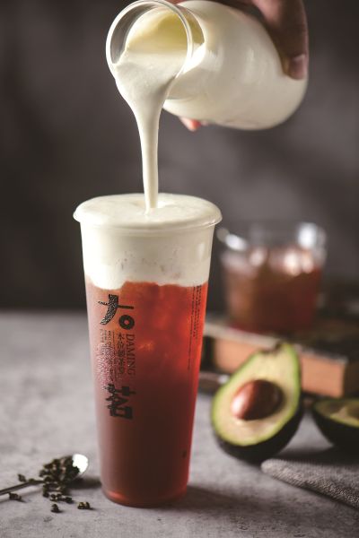 台灣觀光韓文雙月刊─2025.11月號 大茗本位製茶堂-酪梨奶蓋台灣紅茶