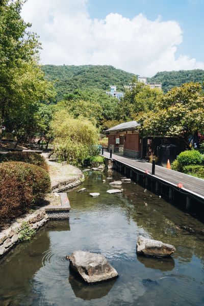 台灣觀光韓文雙月刊─2025.11月號 湯圍溝溫泉公園