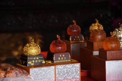  天公借膽