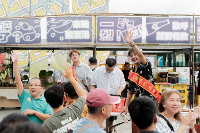 2026 海派秋CHILL 圍火派對 部落主烤官與民眾熱情互動