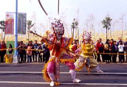  國民大戲班劇團表演-八家將