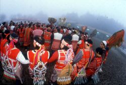  賽夏族祭典情景