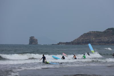  衝浪滑水