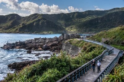  海湖灣岩海陸橋