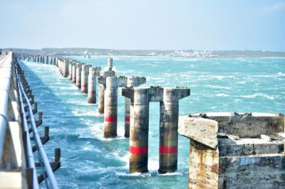  跨海大橋舊橋墩