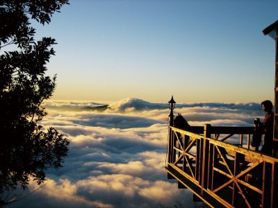  馬那邦山雲海