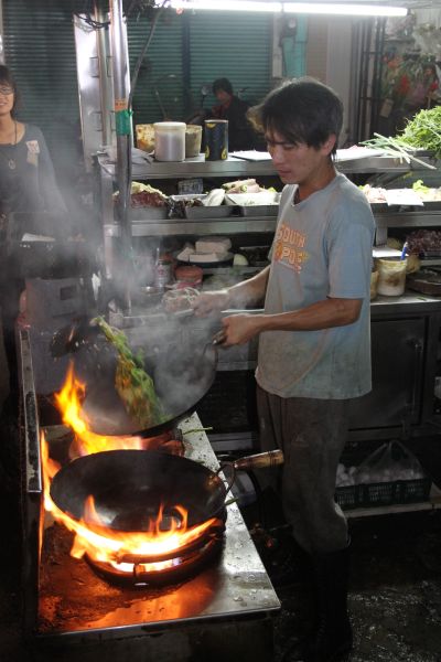 「臺灣美食說帖」手冊圖片 03_特色小吃_20海產攤03