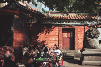 台灣觀光韓文雙月刊─2025.1月號_台北大稻埕 慈聖宮前