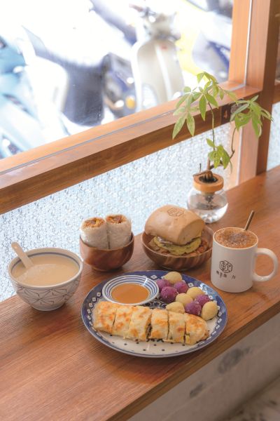 台灣觀光韓文雙月刊─2025.1月號_必比登美食_臺北 飲食力餐點