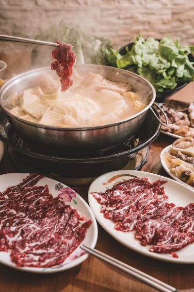 台灣觀光韓文雙月刊─2025.1月號_必比登美食_高雄 牛老大涮牛肉