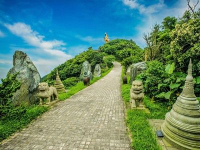  靈鷲山無生道場