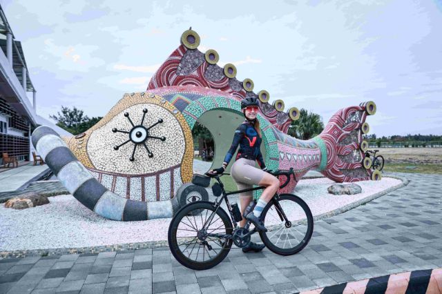  喔熊Biking Go自行車活動-SuSu與海將軍頭冠